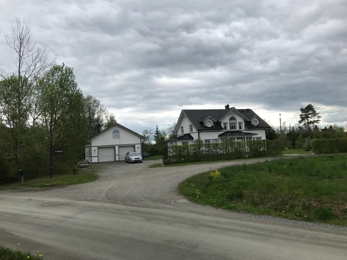 Ferienwohnung Moblerad Lagenhet Ed Exterior foto